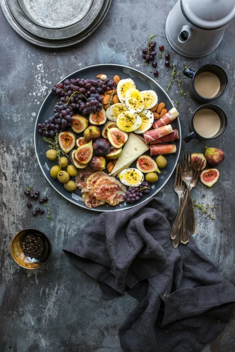 The Morning Table